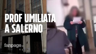 Salerno prof derisa durante lappello Gli studenti quotAbbiamo sbagliato ci sono altri videoquot [upl. by Fellner]