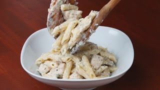 Easy Chicken Alfredo Penne [upl. by Julita]