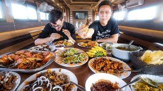 God’s Own Country SOUTH INDIAN SEAFOOD on Houseboat  Backwaters  Kerala India [upl. by Daryl]