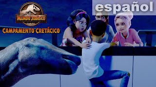 Perseguidos por Ouranosaurios  Jurassic World Campamento Cretácico  NETFLIX [upl. by Florenza434]