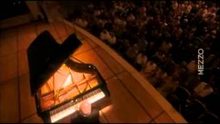 Beethoven Sonata N° 15 Pastorale Daniel Barenboim [upl. by Yarehs562]