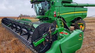 John Deere S780 Harvest Debut [upl. by Isdnil]